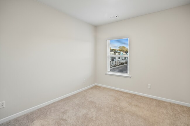 Building Photo - Luxury 3-Story Townhome for Lease