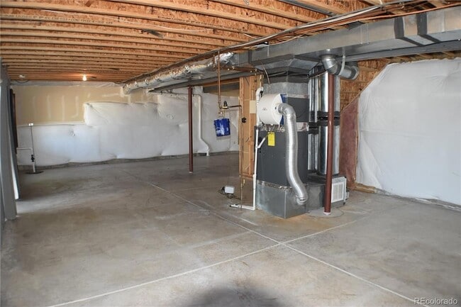 Building Photo - 8305 Cedar Chase Dr