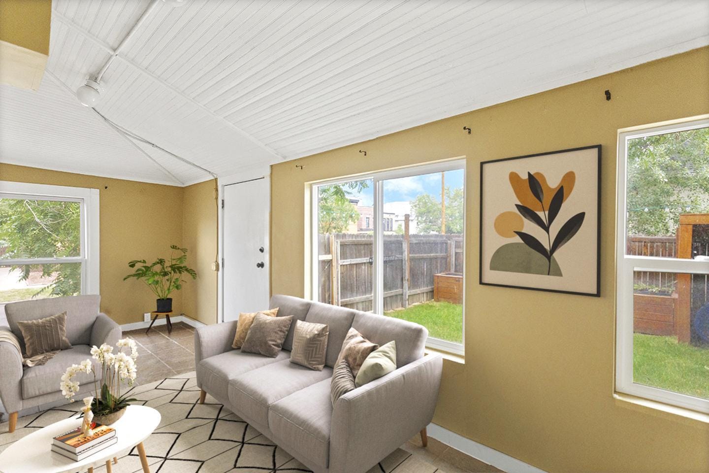 Building Photo - Charming Five Points home with outdoor oas...