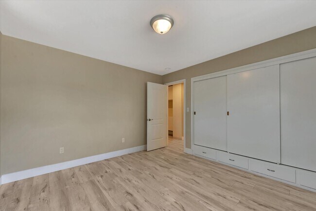 Building Photo - Wow! What a Great Home! SHORT TERM LEASE T...