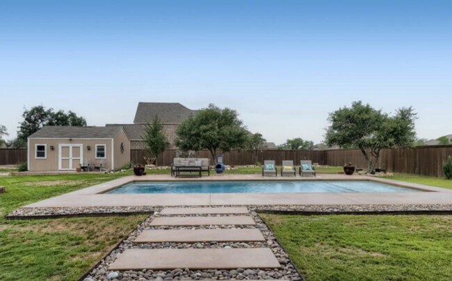 Building Photo - 212 Big Bend Path