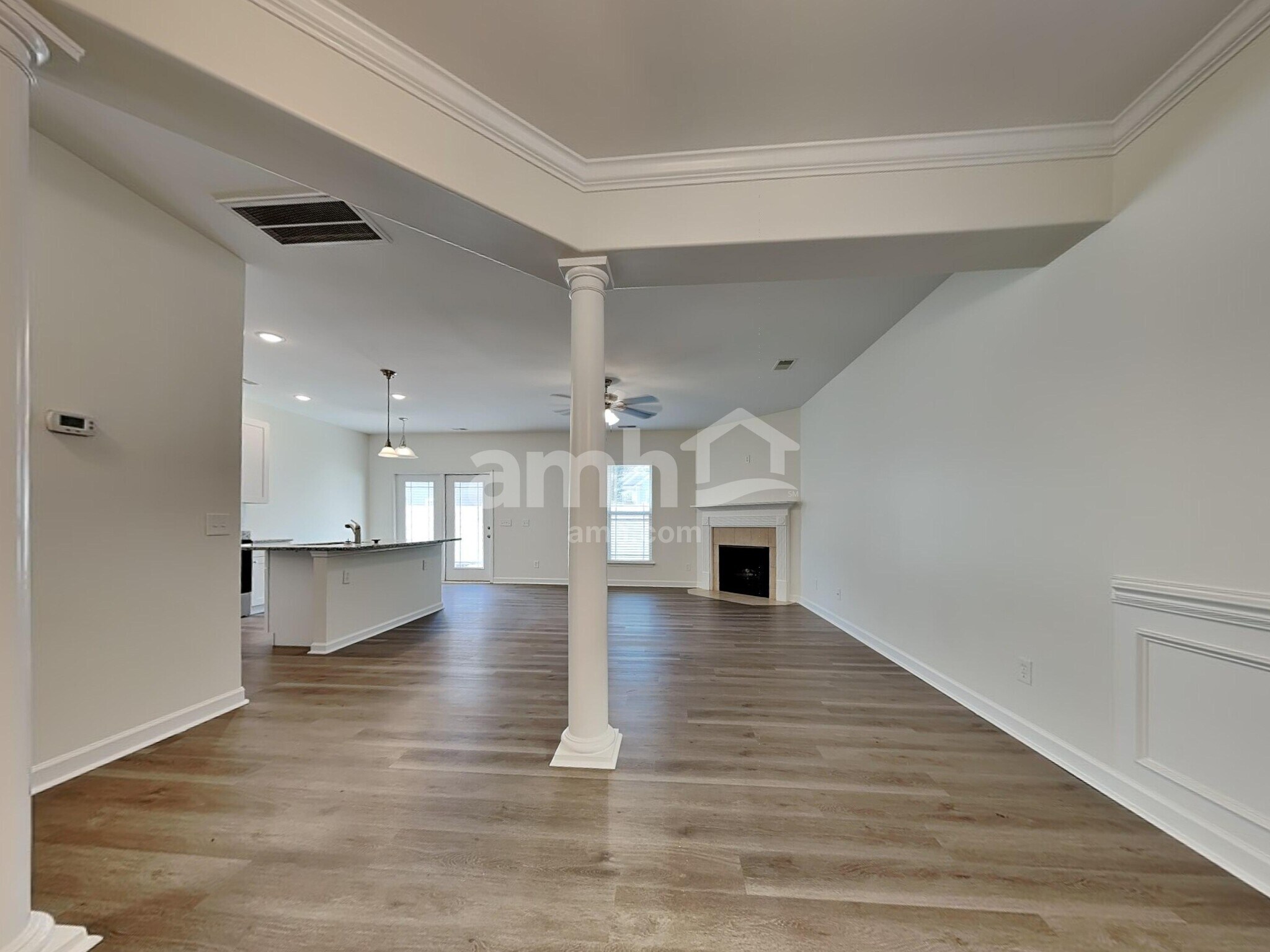 Building Photo - 105 Summer Hill Ct