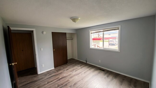 Building Photo - 1504 Fathom Dr