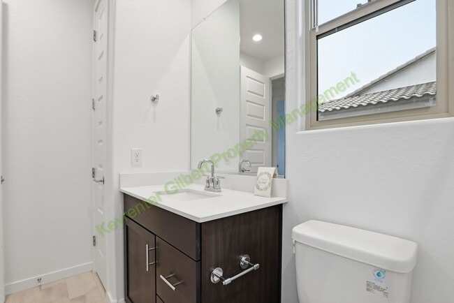 Building Photo - Modern Gilbert Home in Warner Meadows Community