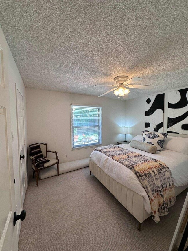 Building Photo - 9713 Nashville Ave