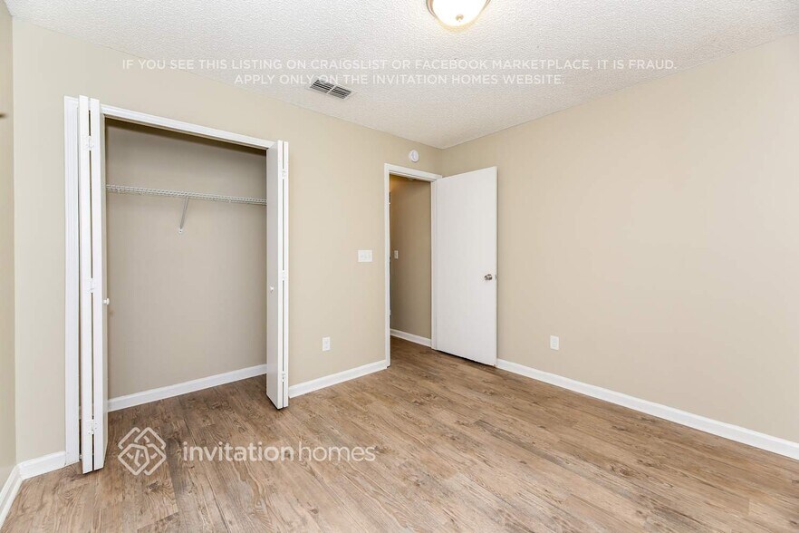 Building Photo - 2743 McCormick Woods Dr