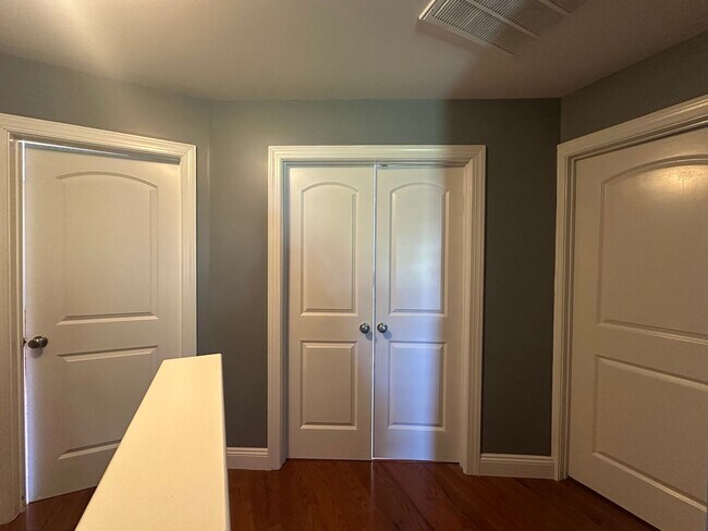 Building Photo - 509 Blue Angel Ct