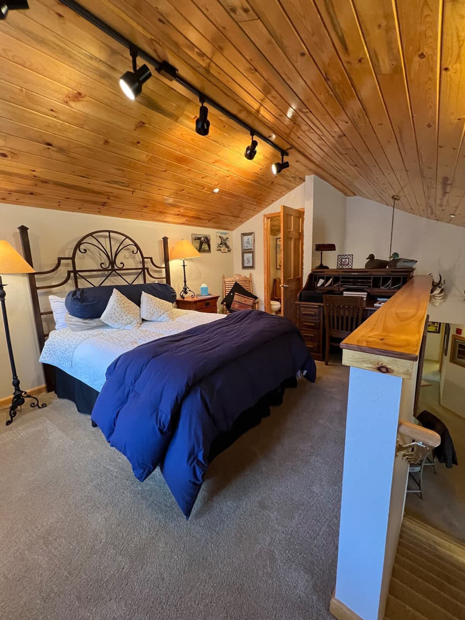 Building Photo - 290 Revett Dr