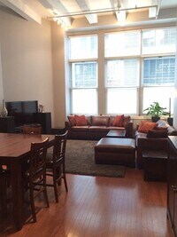 Building Photo - 88 Kingston St