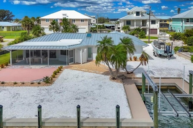 Building Photo - 1915 Pennsylvania Ave