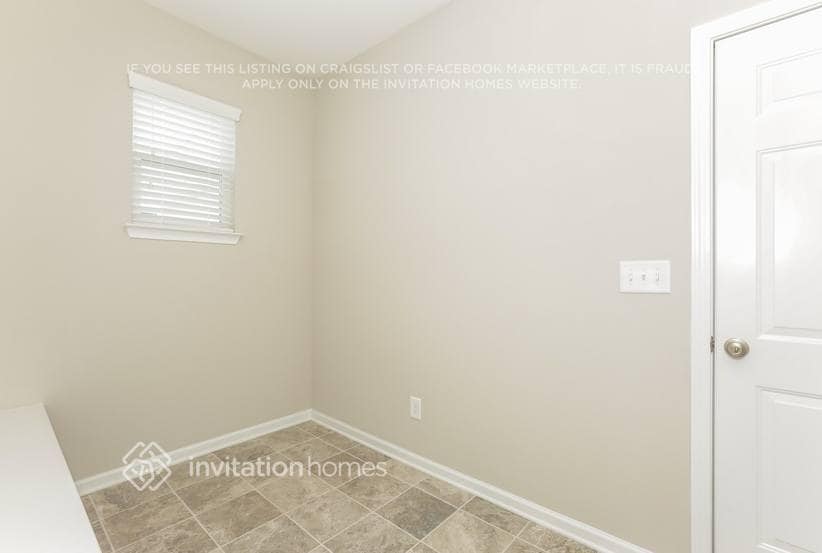 Building Photo - 5730 Verrazano Dr