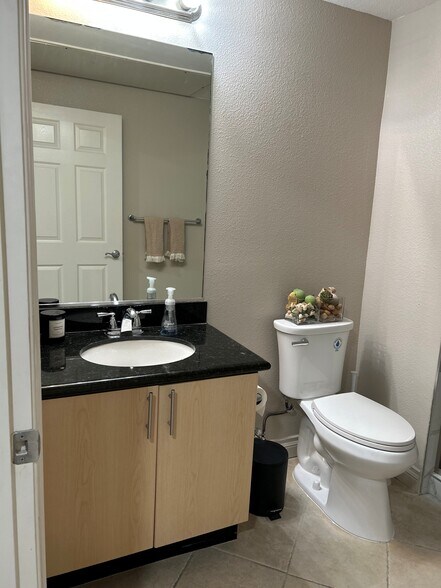 Bathroom 2 - 1465 C St