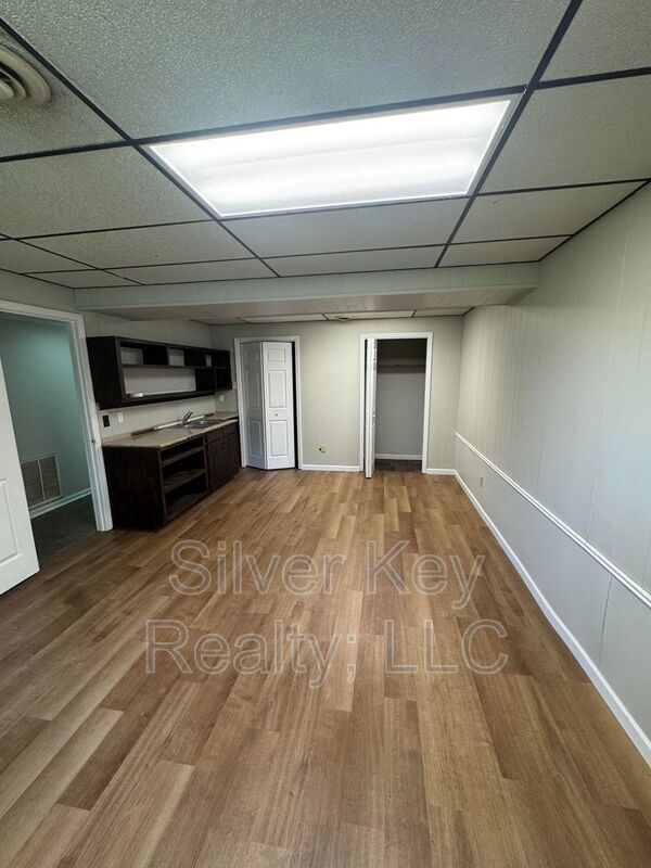 Building Photo - 123 Co Rd 622