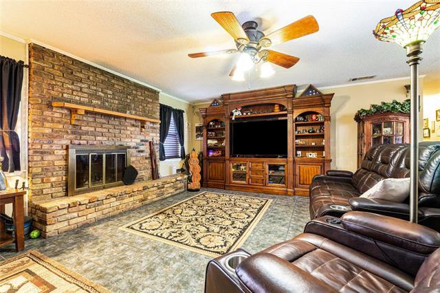 Building Photo - 3674 TX-243