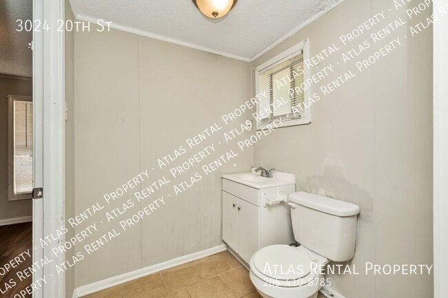 Building Photo - 3024 20th St