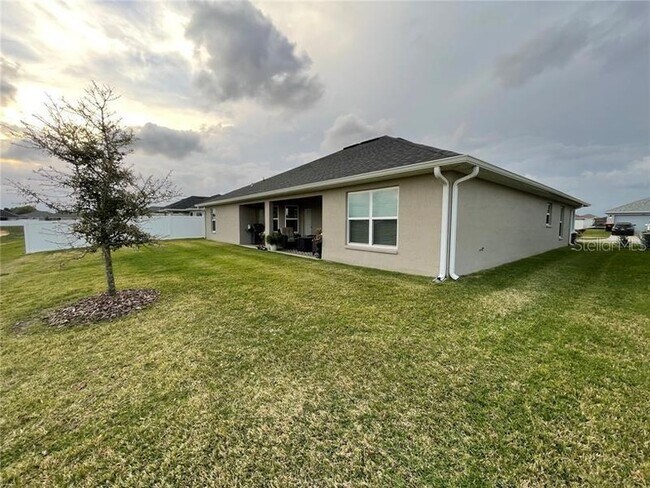 Building Photo - 5826 SW 83rd Ln