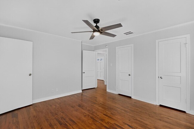 Building Photo - 4812 Wateka Dr