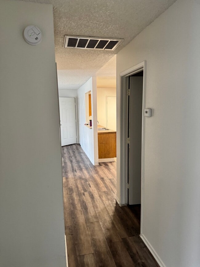 Building Photo - Coventry Place Apartments