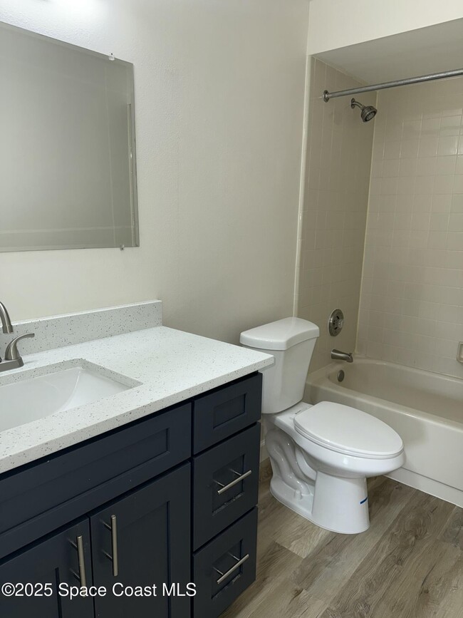 Building Photo - 1514 Clearlake Rd