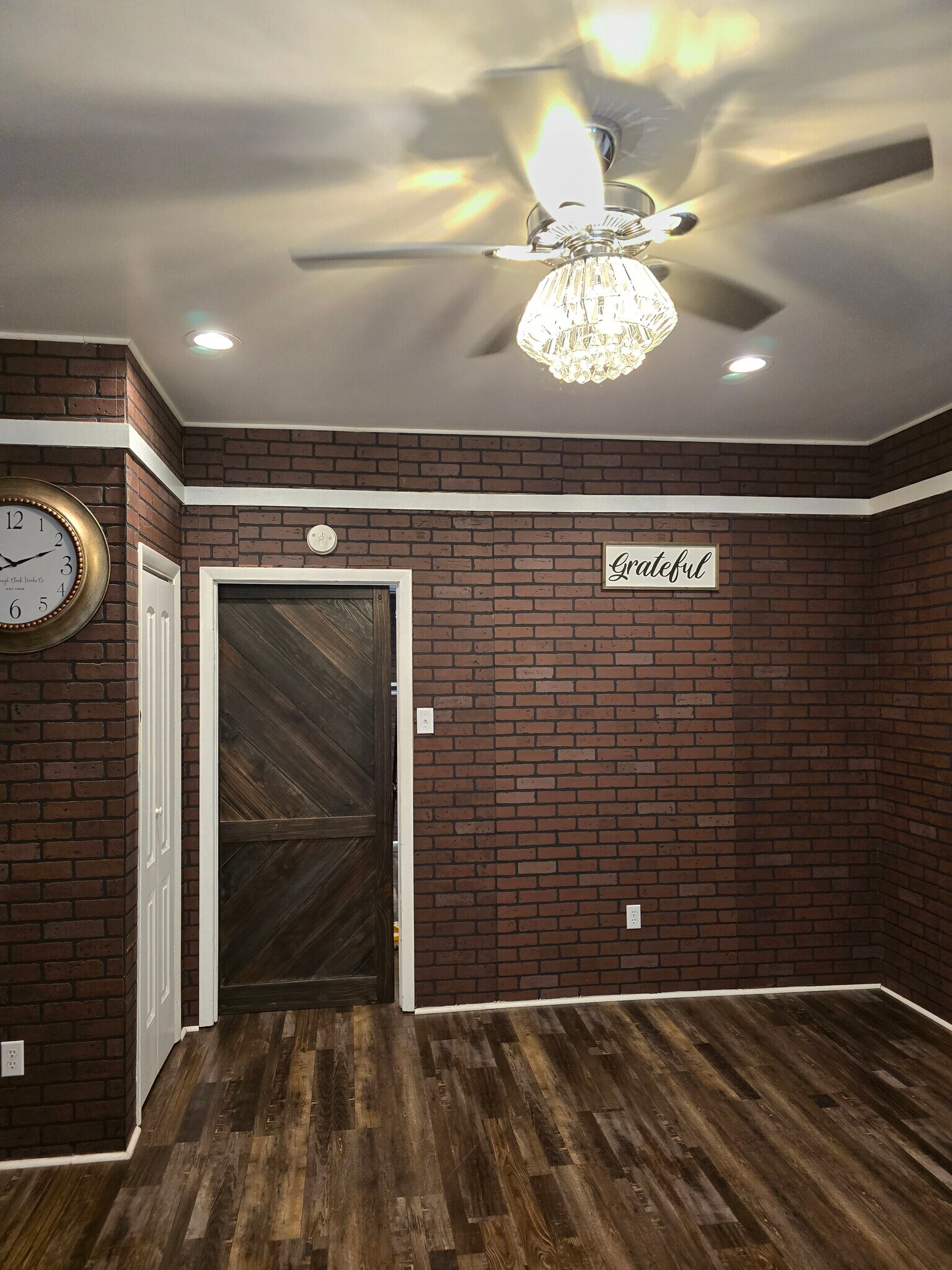 Building Photo - 405 W Harnett St