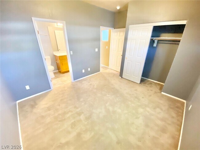 Building Photo - 8221 Jo Marcy Dr