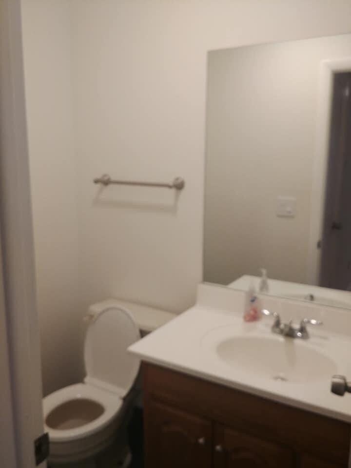 Building Photo - 5 Horizon Dr