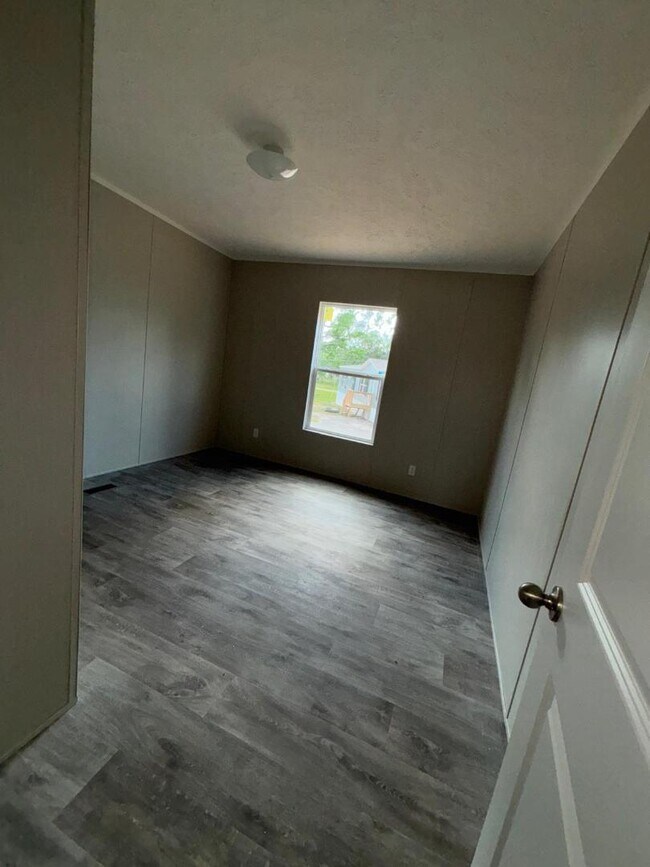 Building Photo - 307 Marcus Ln