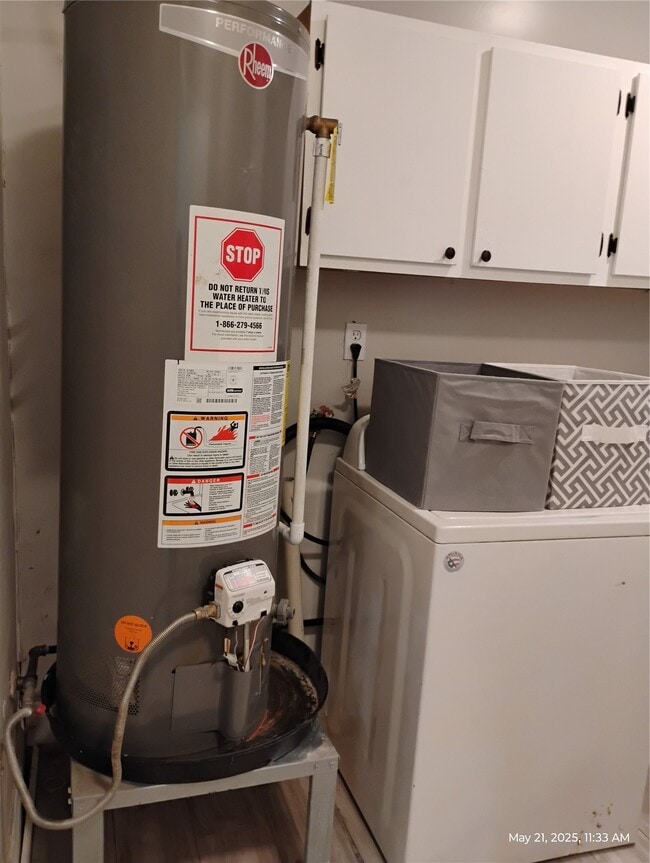 Building Photo - 5954 Doolittle Blvd