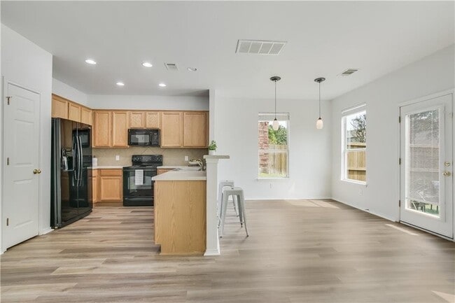 Building Photo - 82 Verde Ranch Loop