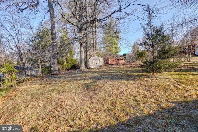 Building Photo - 13701 Arctic Ave