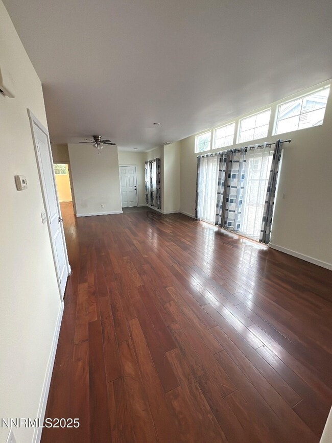 Building Photo - 1279 Par Three Dr