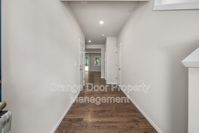 Building Photo - 5611 151st St Ct E