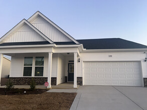 Building Photo - 2032 Secluded Dell Rd