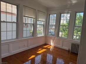 Building Photo - 214 Osborne Terrace