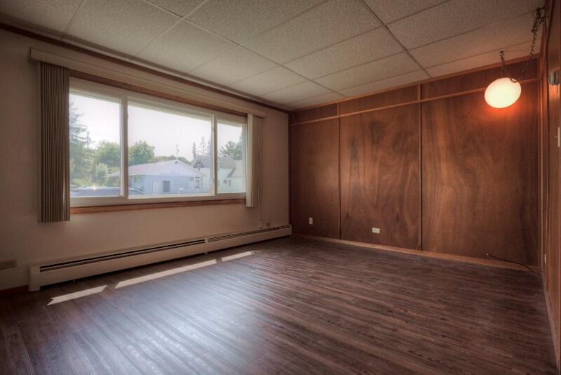 Building Photo - 308 E Mary St