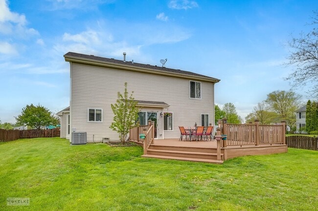 Building Photo - 5512 Stonybrook Dr