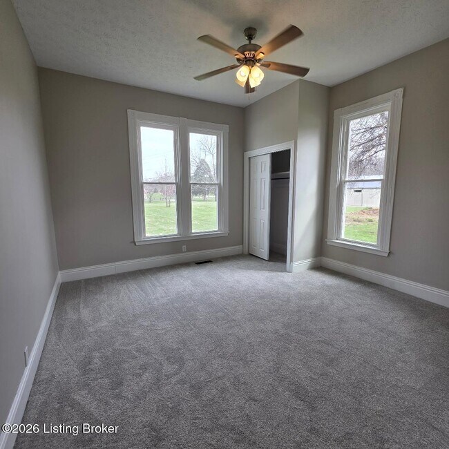 Building Photo - 2465 Chapeze Ln