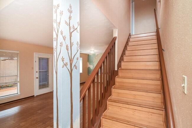 Building Photo - 7822 Greenedge Dr