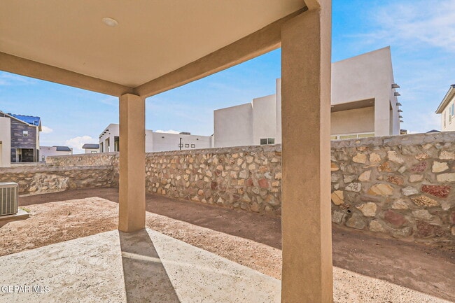 Building Photo - 13349 Cinderford Ave
