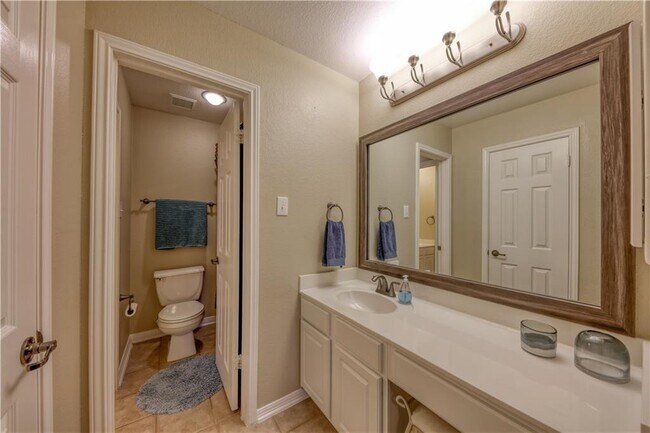Building Photo - 1507 Pagedale Dr