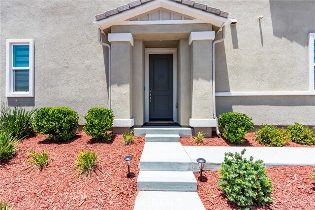 Building Photo - 36469 Shine Dr