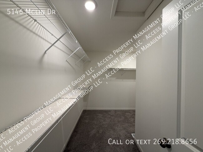 Building Photo - 5146 McLin Dr