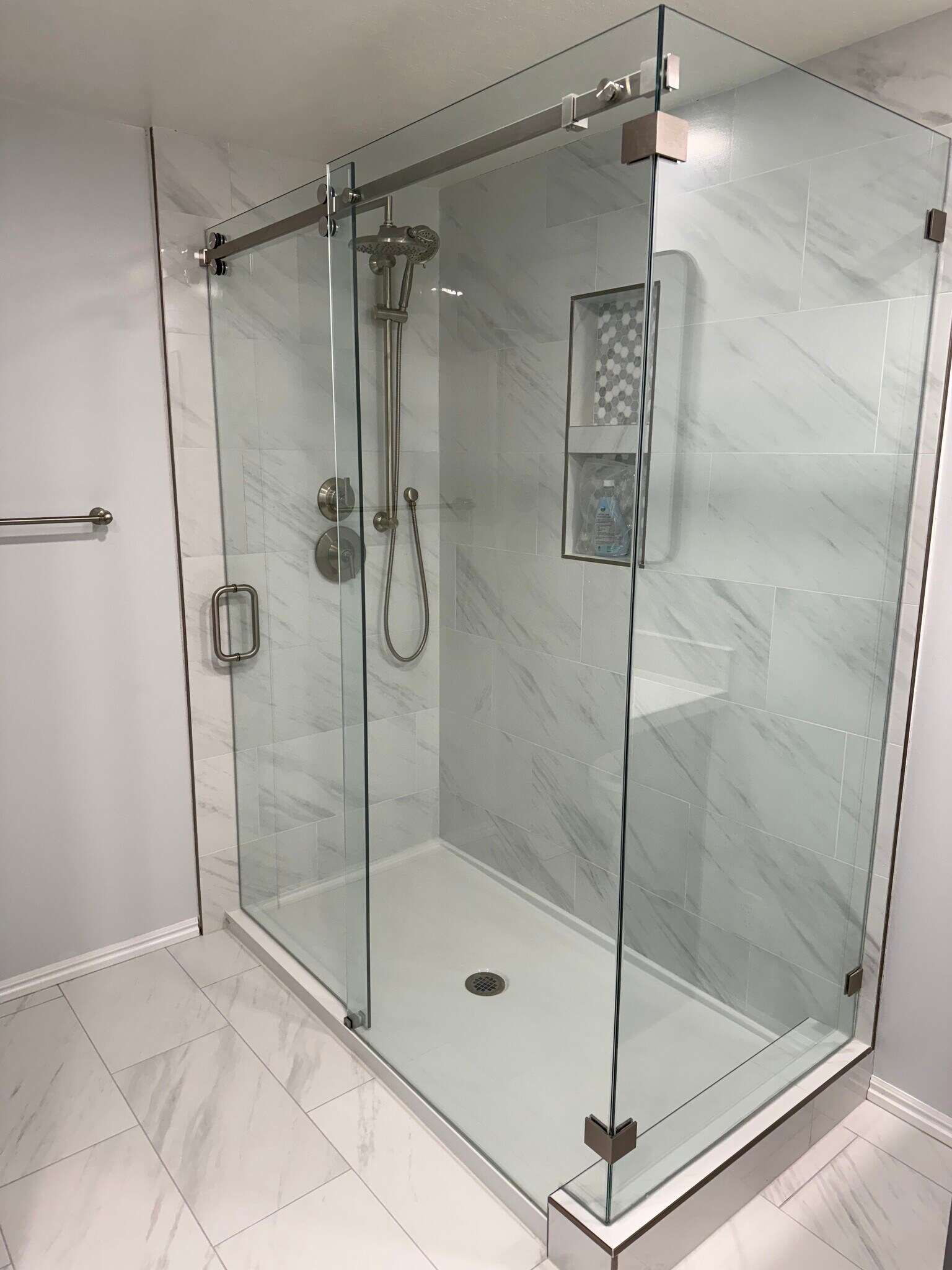 Primary Shower - 1453 E Vintry Cir