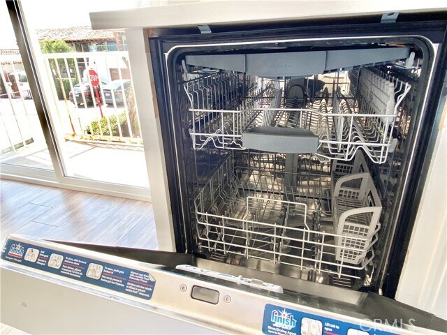 Building Photo - 2231 Hermosa Ave