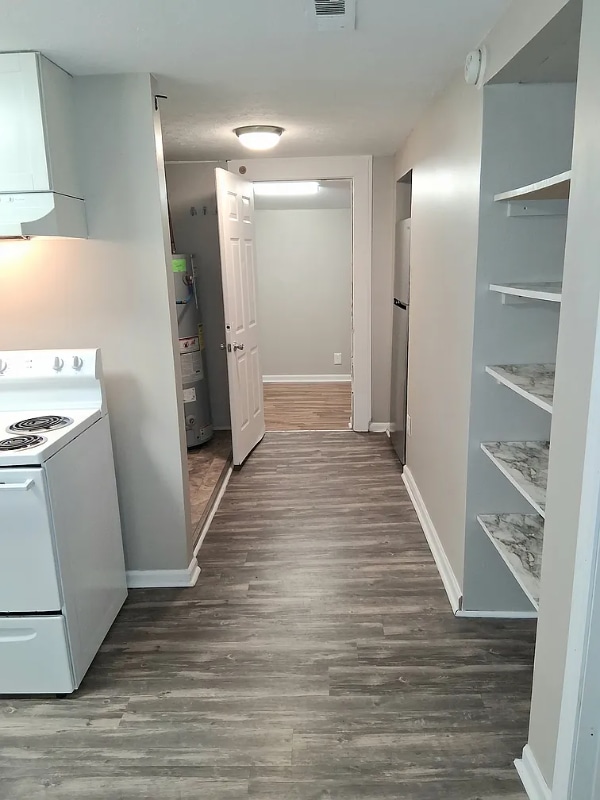 Building Photo - 3506 Kahlert Ave