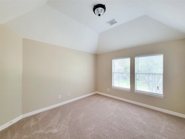 Building Photo - 914 Ivory Ridge Ln