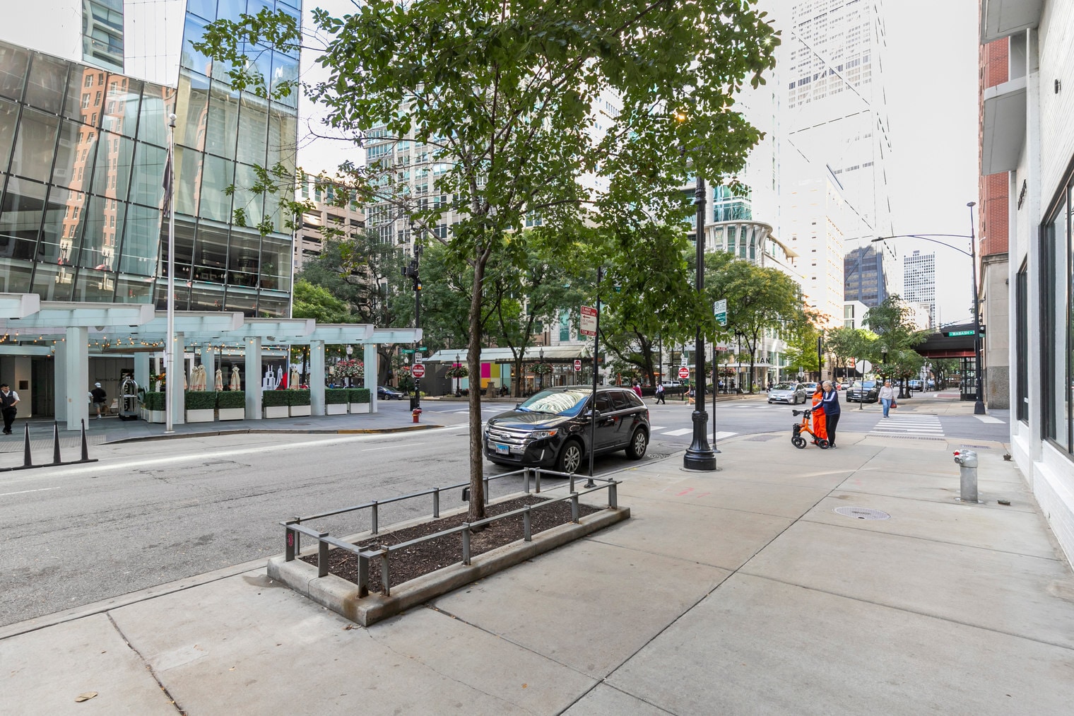 Building Photo - 21 E Chestnut St