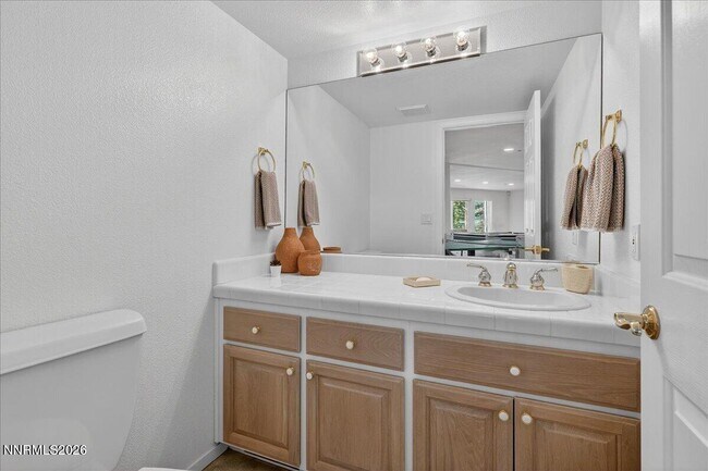 Building Photo - 1264 Hidden Woods Dr