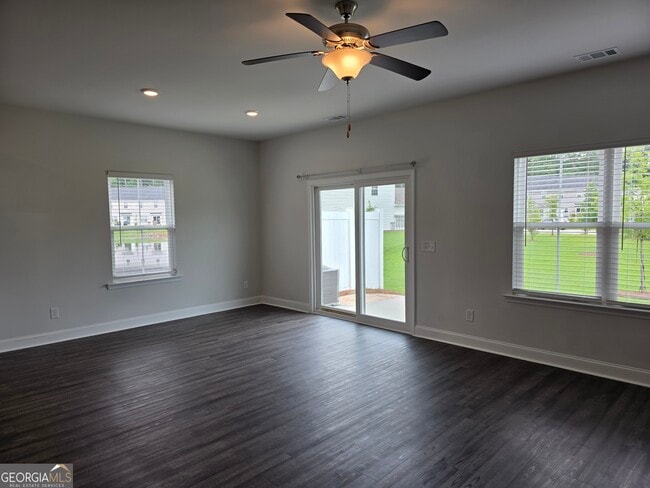 Building Photo - 541 Gov Treutlen Cir