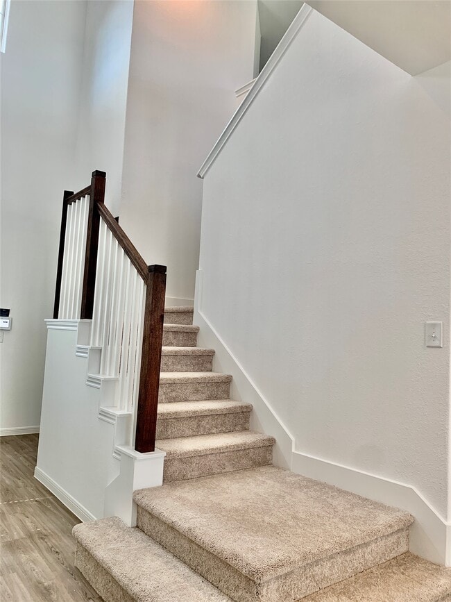 Building Photo - 1024 Greenshank Dr